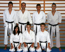 ALUMNOS DEL CLUB DE KÁRATE AJEI