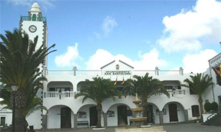 28 NUEVOS TRABAJADORES/AS